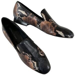 NWOT Donald J. Pliner Snakeskin Leather Flats Women’s Size 6